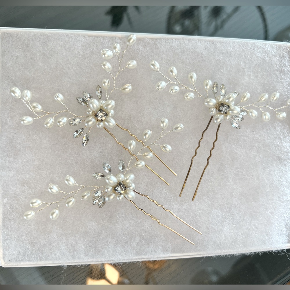 3 pc Pearl and Rhinestone Hair Picks